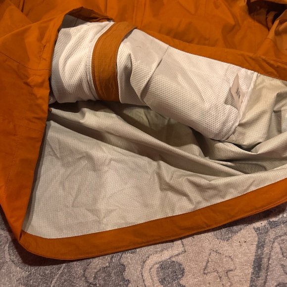Durable REI jacket. REI Rainer rustic brownish Orange Hooded Jacket men’s medium - Picture 7 of 8